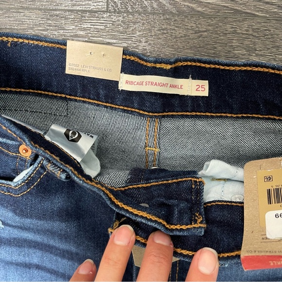 Levi's Ribcage Straight Ankle Dark Blue Jeans Size 25 - Picture 4 of 12